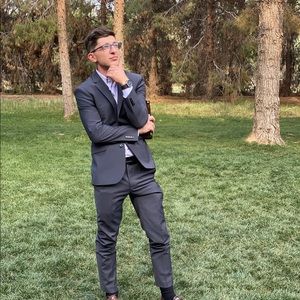 Meet your Posher, Austin